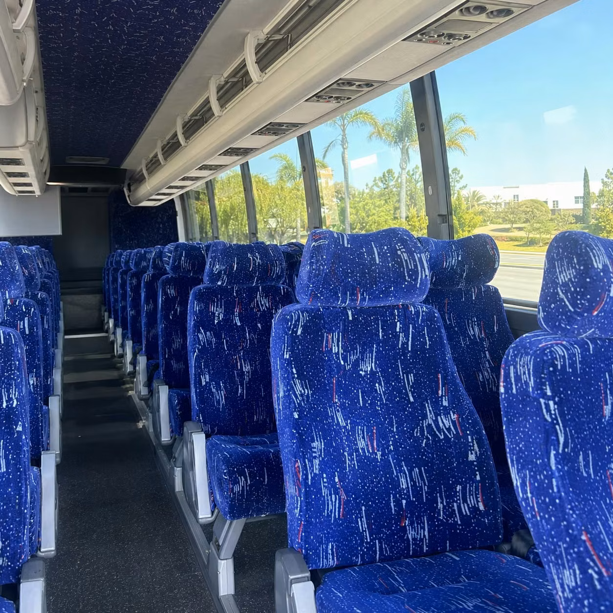 charter buses for large new rochelle prom groups heading to westchester venues