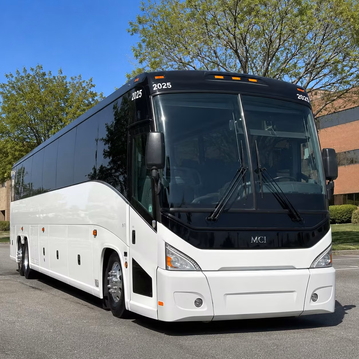 church retreat and conference bus rentals near new rochelle