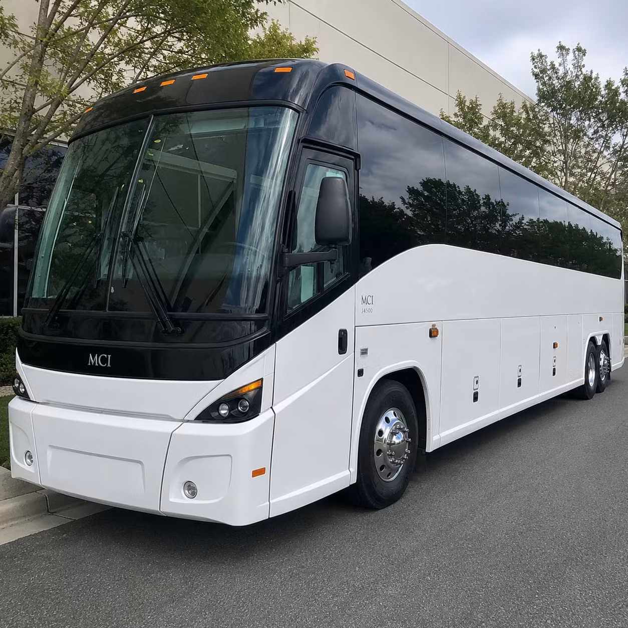 for quick and easy airport transfers from new rochelle hotels and corporate campuses