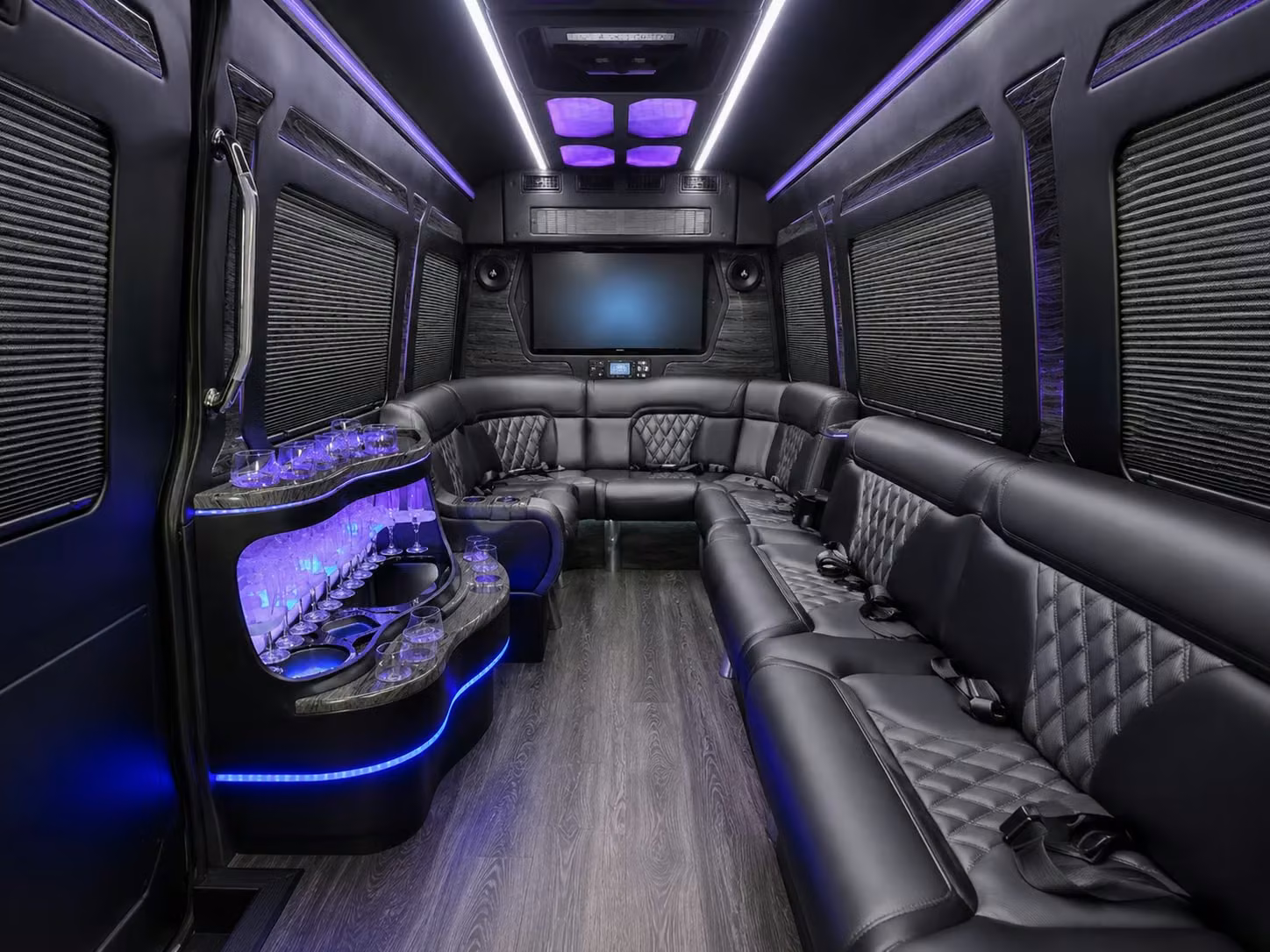 government employee commuter shuttles and airport transfers in the new rochelle area