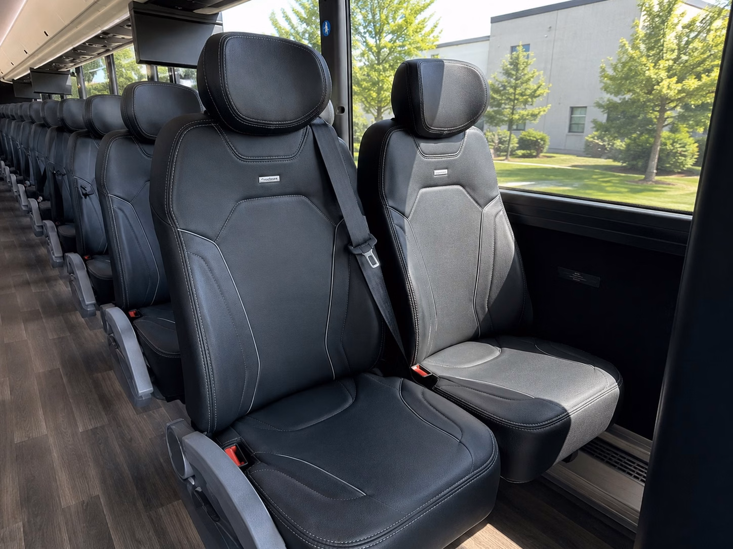 guest shuttle buses from new rochelle hotels to your wedding venue