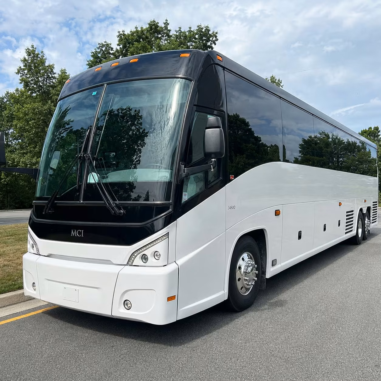 long distance bus trips from new rochelle to boston washington d c and beyond