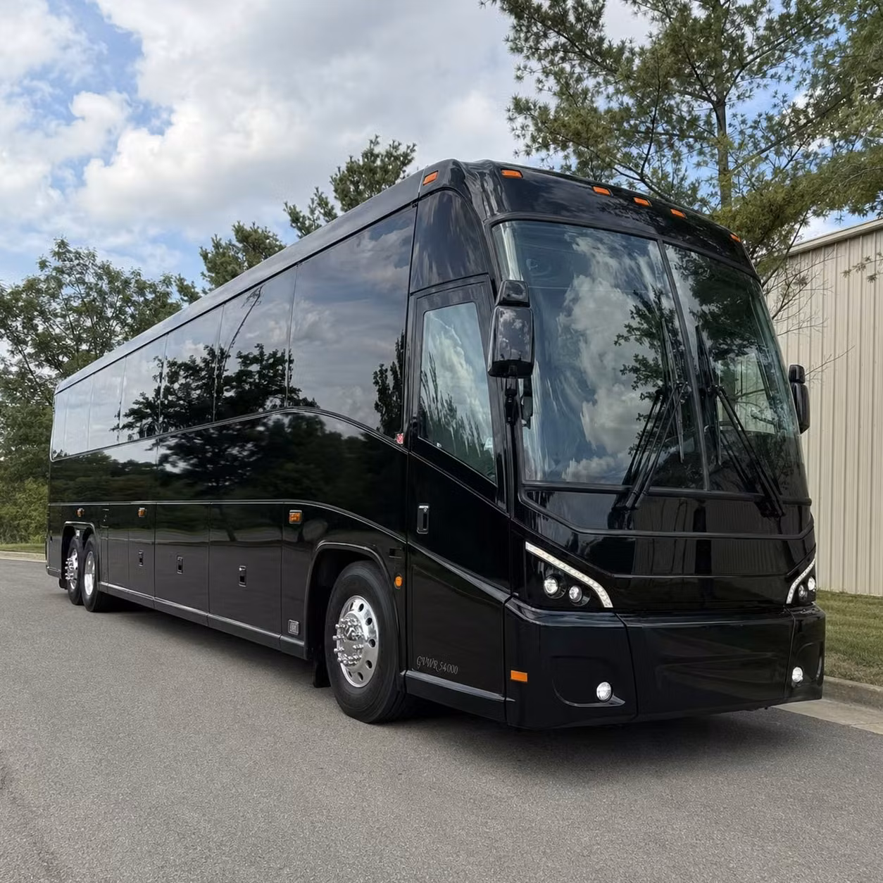 metro north connection shuttles for new rochelle office parks