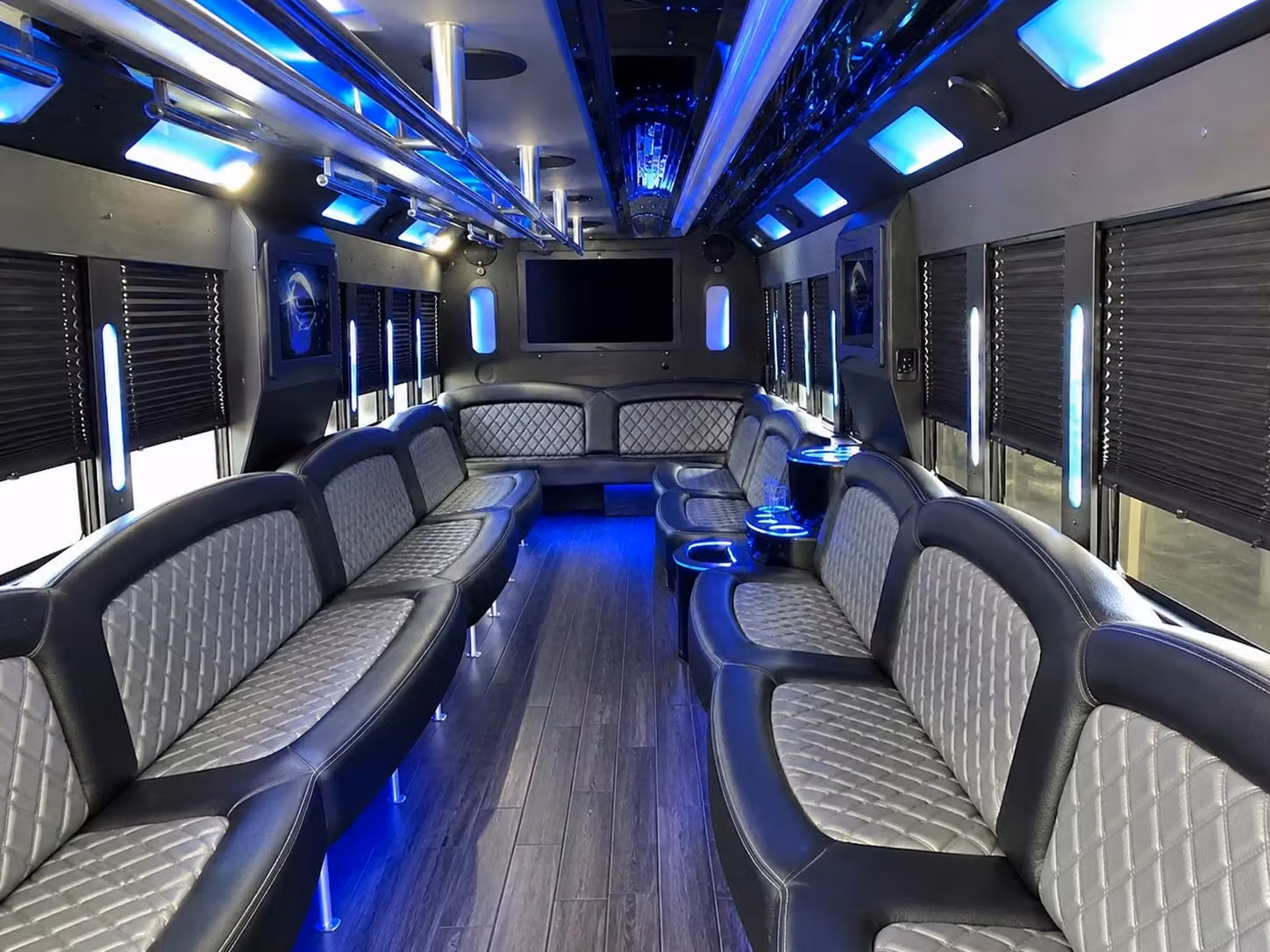 new rochelle party buses the prom experience starts before you arrive